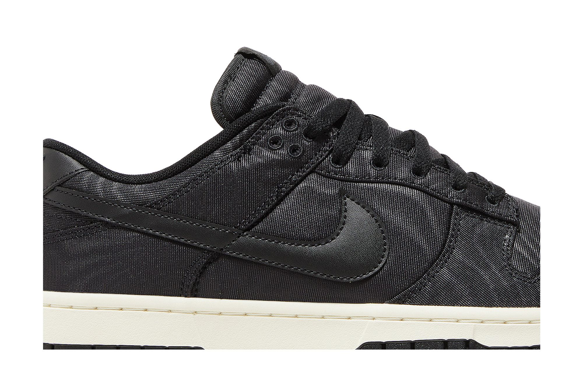 Black canvas nike outlet