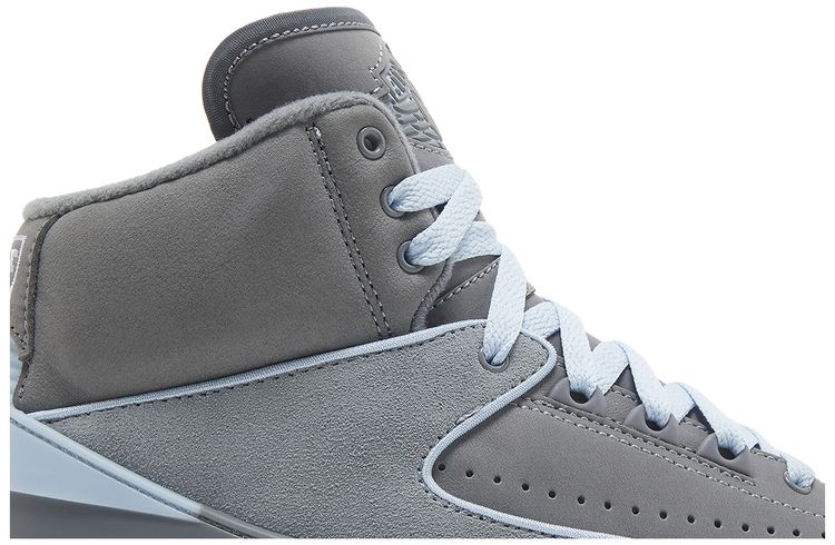 Wmns Air Jordan 2 Retro Cool Grey