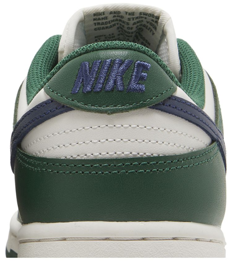 Wmns Dunk Low Gorge Green