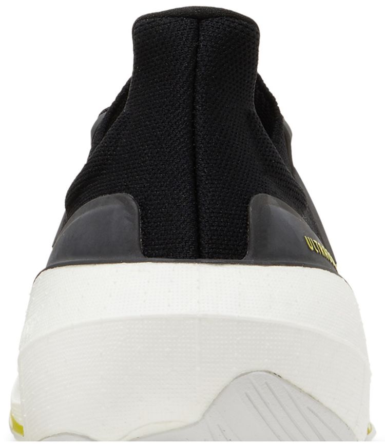 Adidas UltraBoost Light Core Black