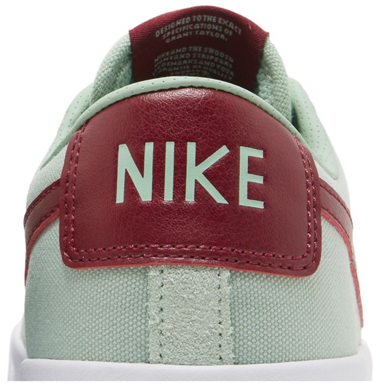 Nike Zoom Blazer Low Pro GT SB Enamel Green
