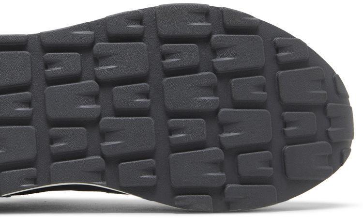 New Balance 5740 Black Vibrant Spring Glow