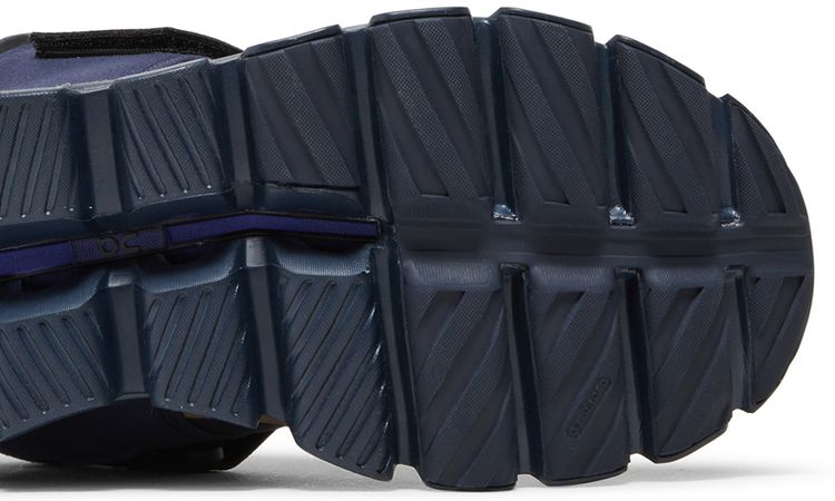 ON Cloud Hi Edge Defy Navy Black