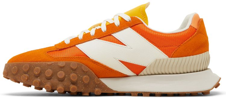 XC 72 Vintage Orange