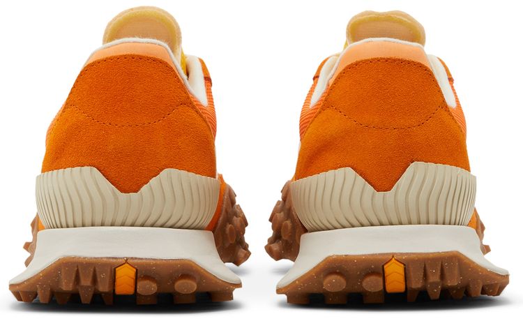 XC 72 Vintage Orange