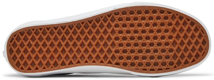 Vans Old Skool Wine Tasting