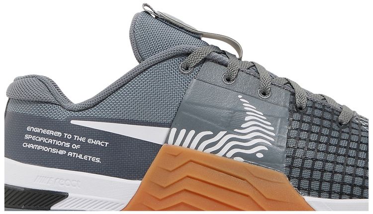 Nike Metcon 8 Smoke Grey Gum