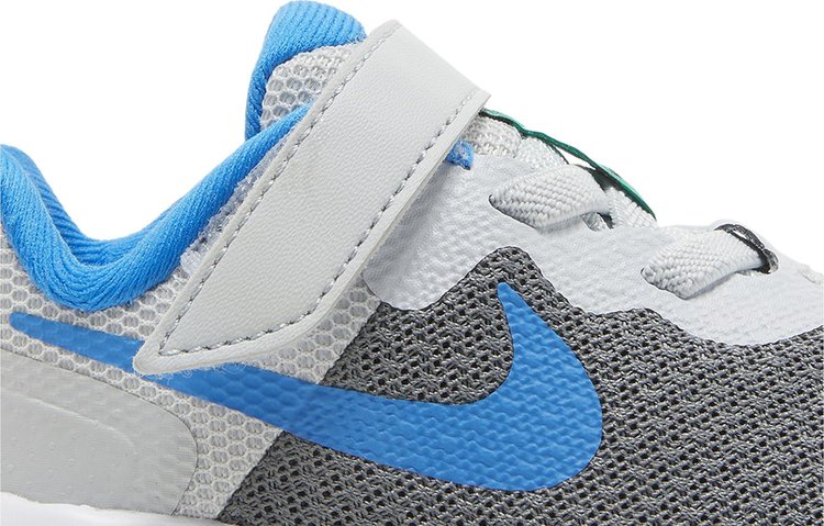 Revolution 6 TD Cool Grey Photo Blue