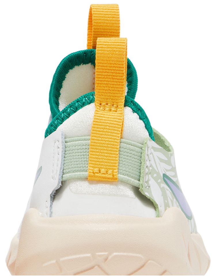 Nike Flex Runner 2 Lil TD Rabbit And Mushroom