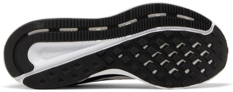 Nike Run Swift 2 Black White