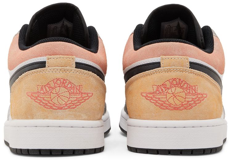 Air Jordan 1 Low SE Flight Club