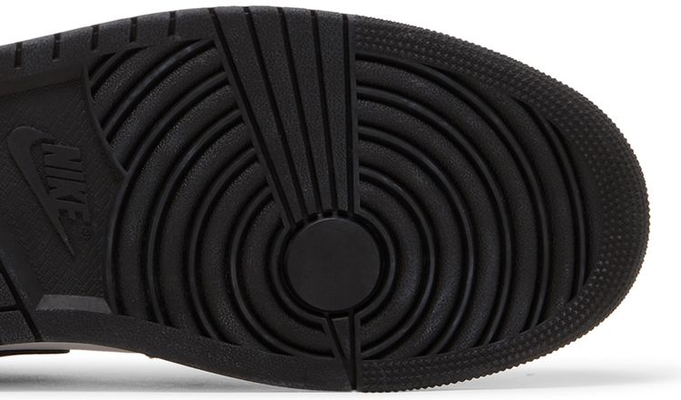 Air Jordan 1 Low SE Flight Club