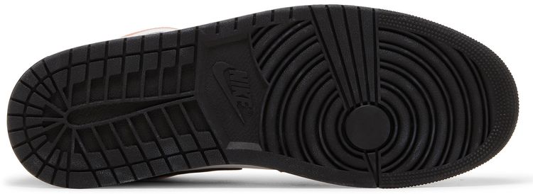 Air Jordan 1 Low SE Flight Club