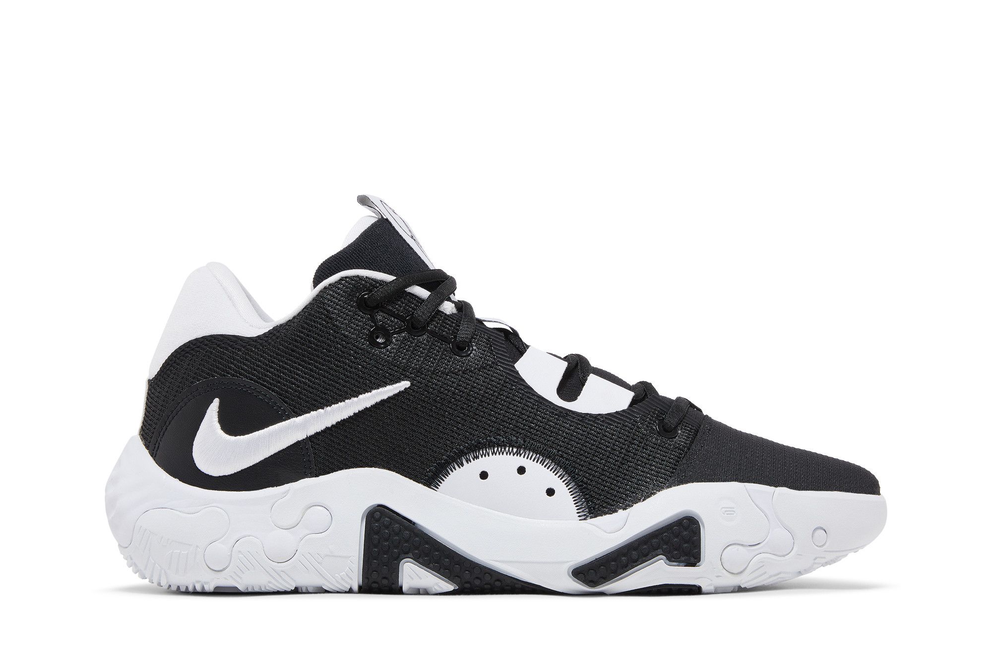 Pg shoes discount black and white