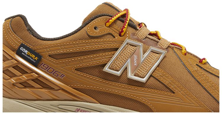New Balance 1906R Cordura Pouch   Vintage Wheat