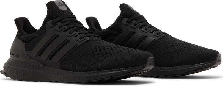 UltraBoost 10 DNA Triple Black