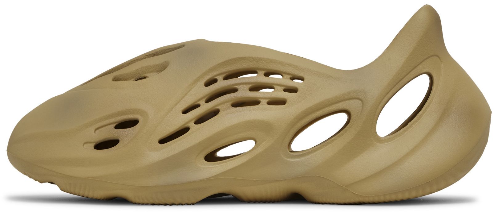yeezy runner foam sand