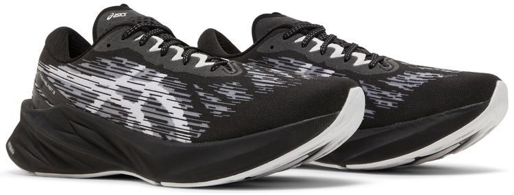 Asics Novablast 3 Black White