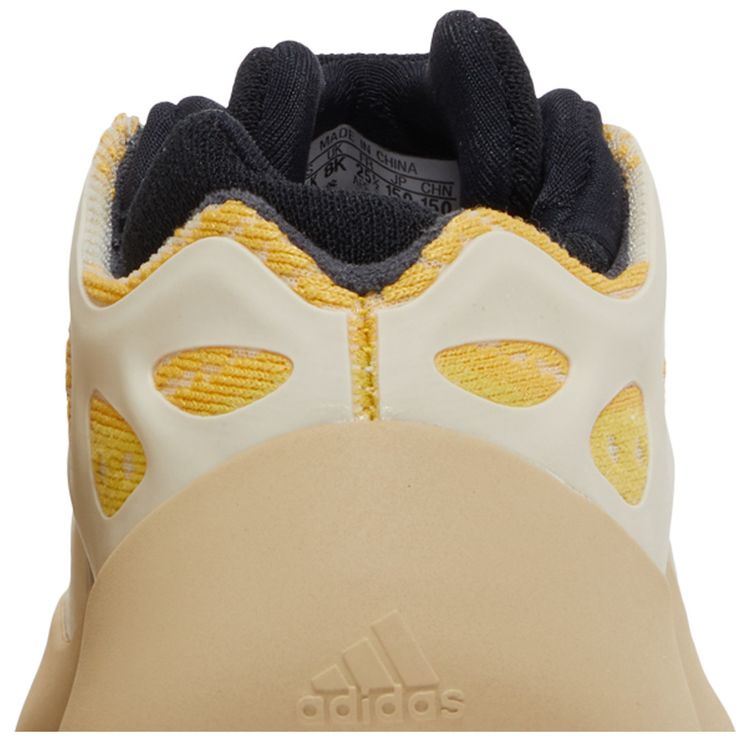 Yeezy 700 V3 Infants Safflower