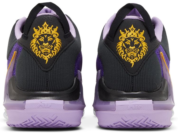 LeBron Witness 7 Lakers