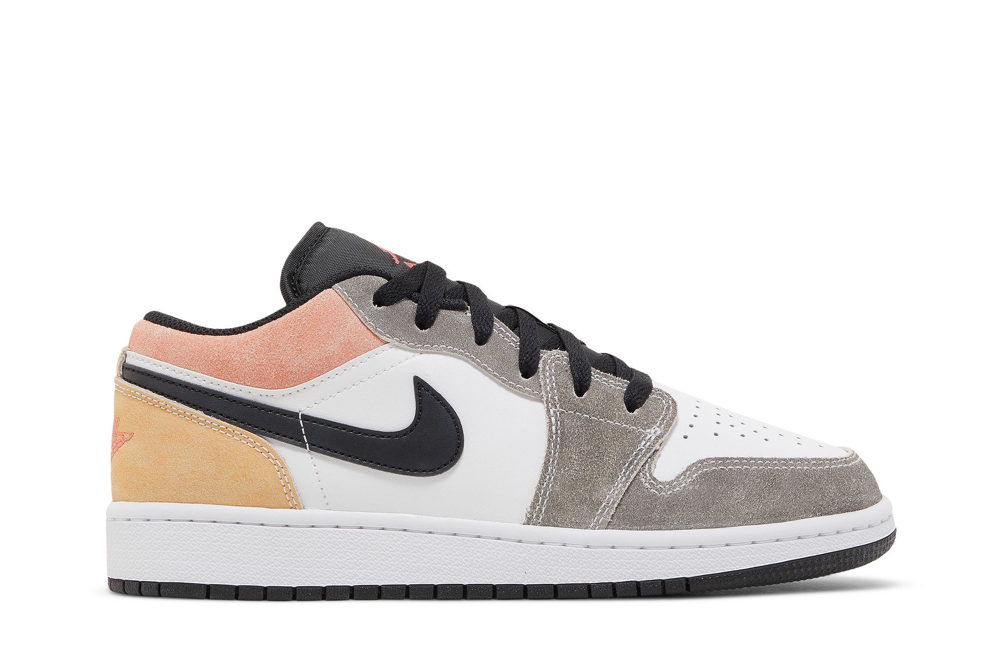 Travis scott 1s flight club 2025