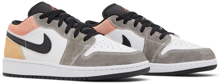 Air Jordan 1 Low SE GS Flight Club