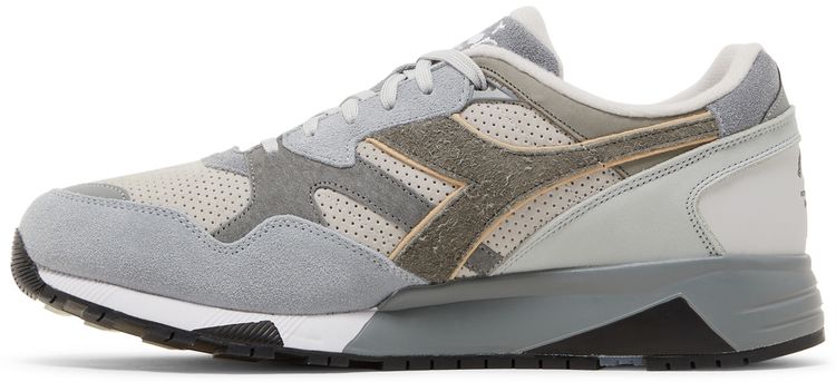 Details Matter x N9002 The Traveler