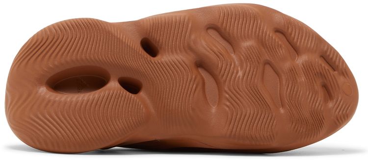 Yeezy Foam Runner Clay Red