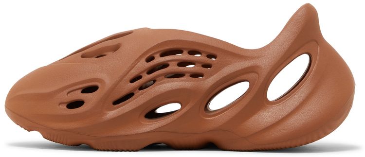 Yeezy Foam Runner Clay Red