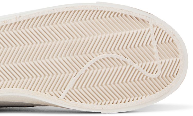 Nike Blazer Mid 77 Vintage Designed Fresh