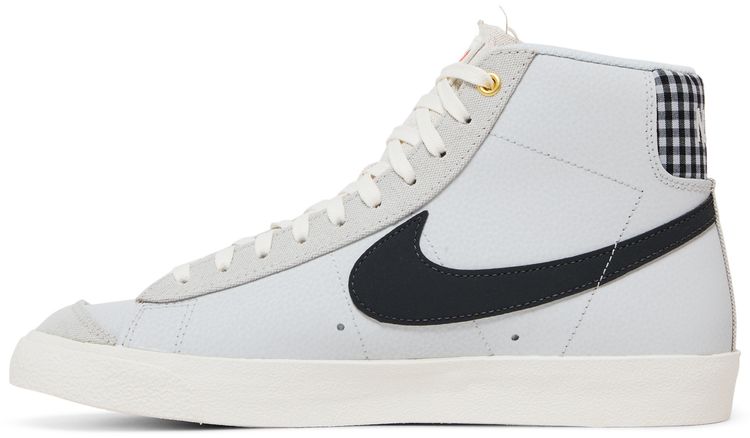 Nike Blazer Mid 77 Vintage Designed Fresh