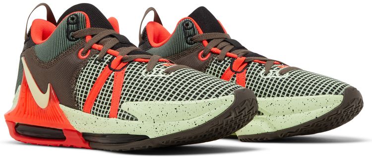 Nike LeBron Witness 7 Bright Crimson Alligator