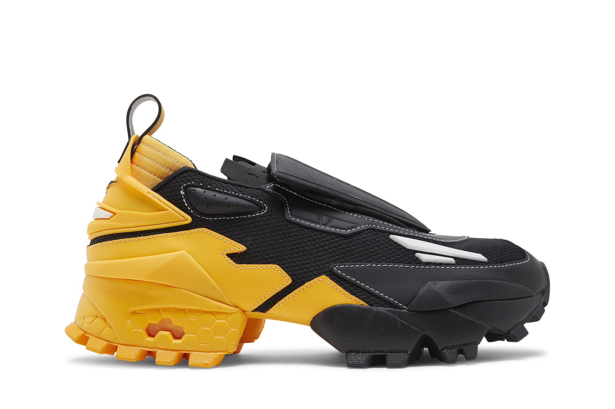 Pyer moss x hotsell reebok trail fury