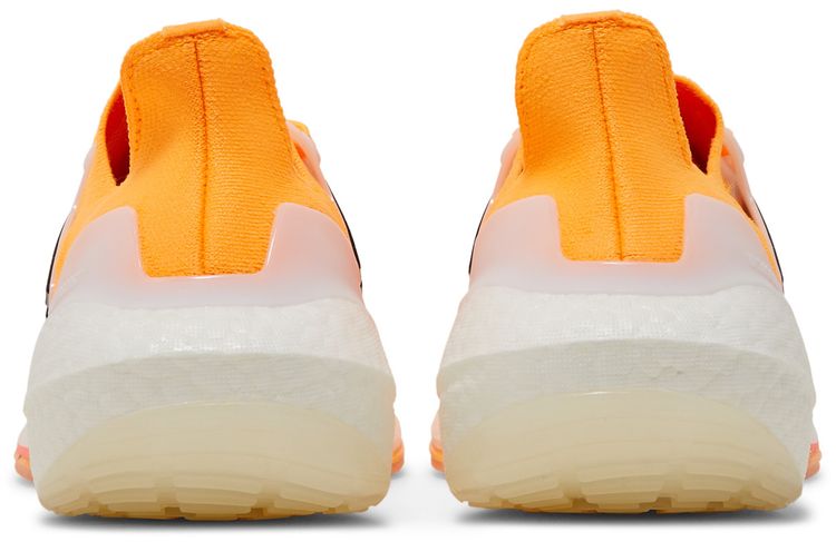 Adidas UltraBoost 22 Flash Orange