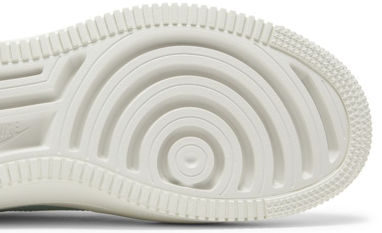 Nike Wmns Air Force 1 PLTAFORM Barely Green