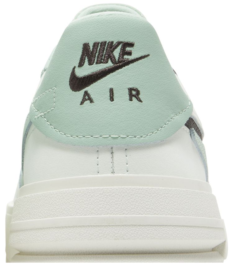 Nike Wmns Air Force 1 PLTAFORM Barely Green