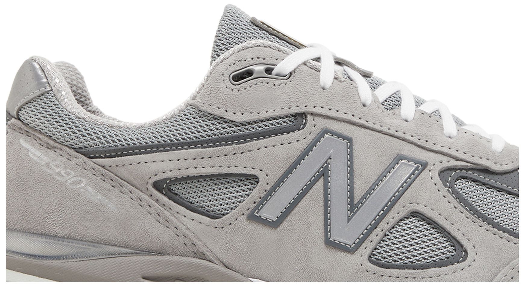 990v4 grey white