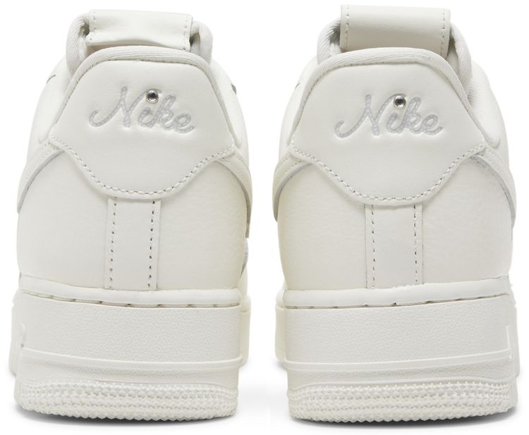Nike Wmns Air Force 1 07 LV8 Needlework