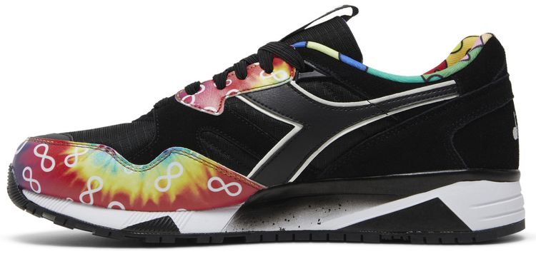 Sarath Ton x N9002 Be Seen
