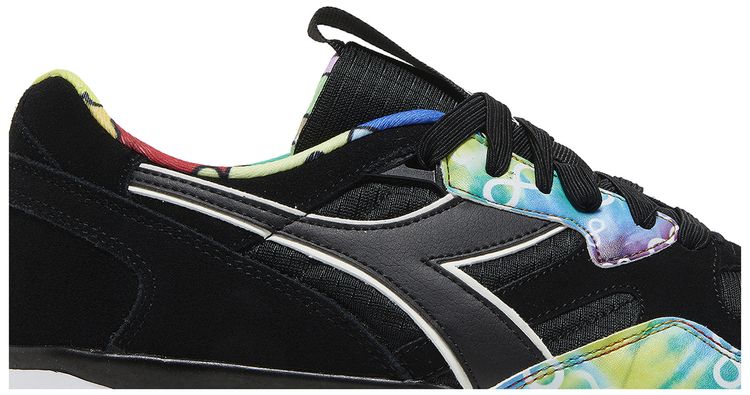 Sarath Ton x N9002 Be Seen