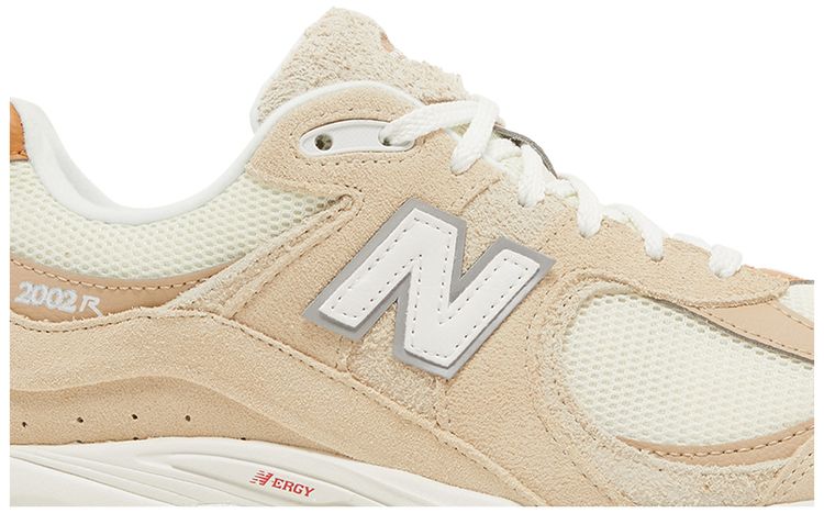 New Balance 2002R Sandstone