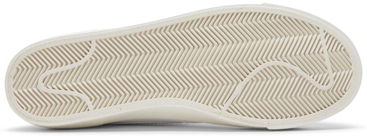 Nike Wmns Blazer Mid 77 Essential White Metallic Silver