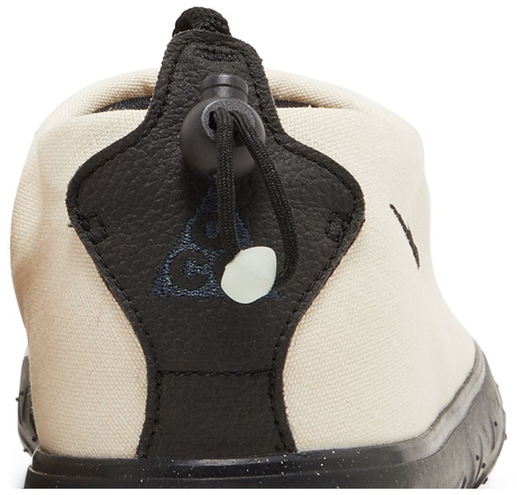 Nike ACG Moc Summit White Black