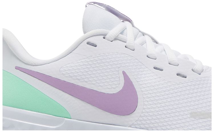 Nike Wmns Revolution 5 White Green Glow Violet