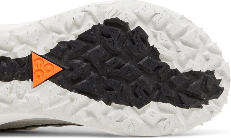 ACG Mountain Fly 2 Low White Bright Mandarin