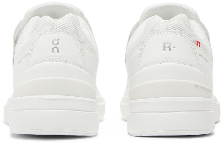 The Roger Advantage All White