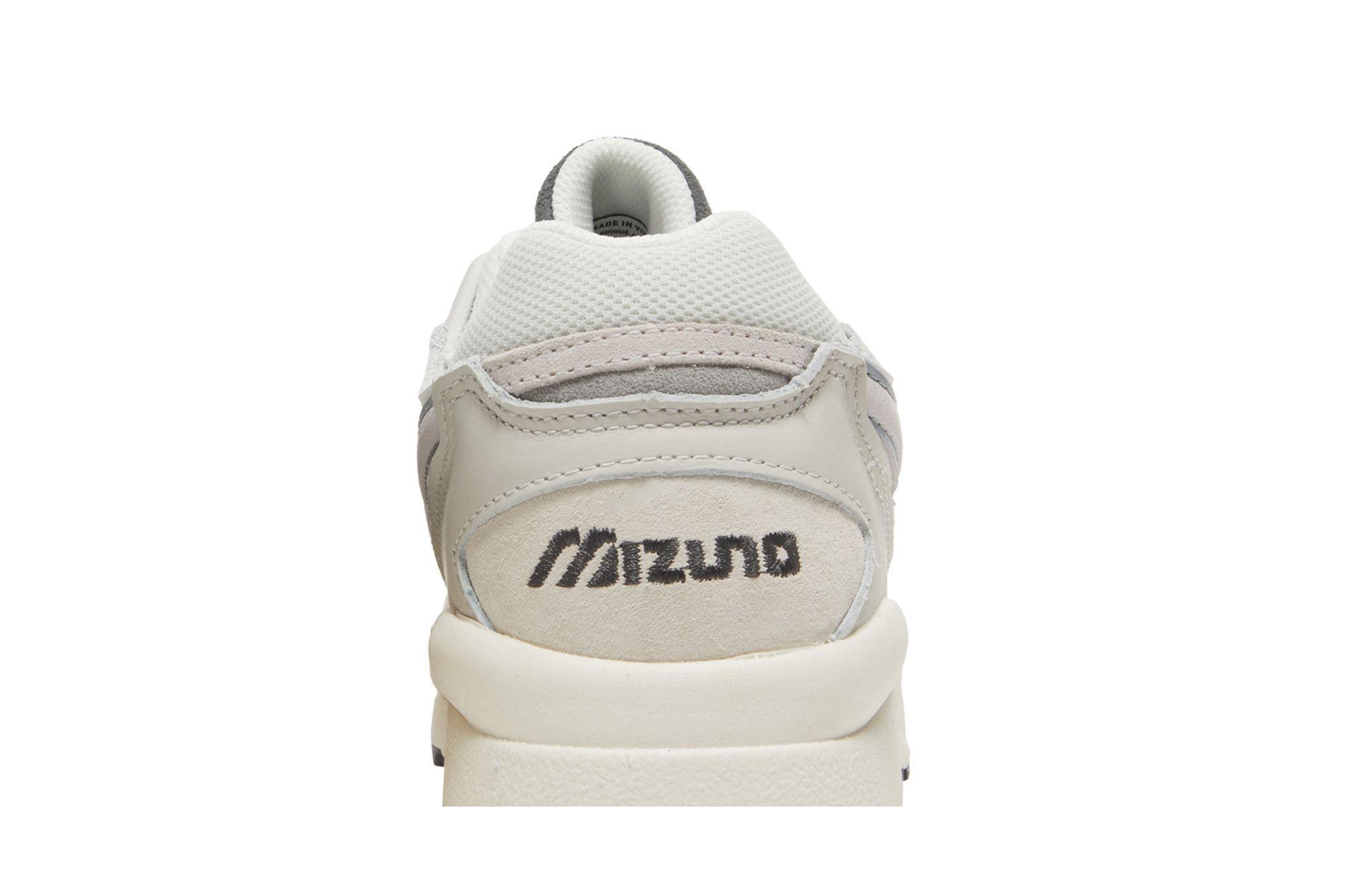 Buy Mizuno Sky Medal S 'Ivory' - D1GA213207 | GOAT