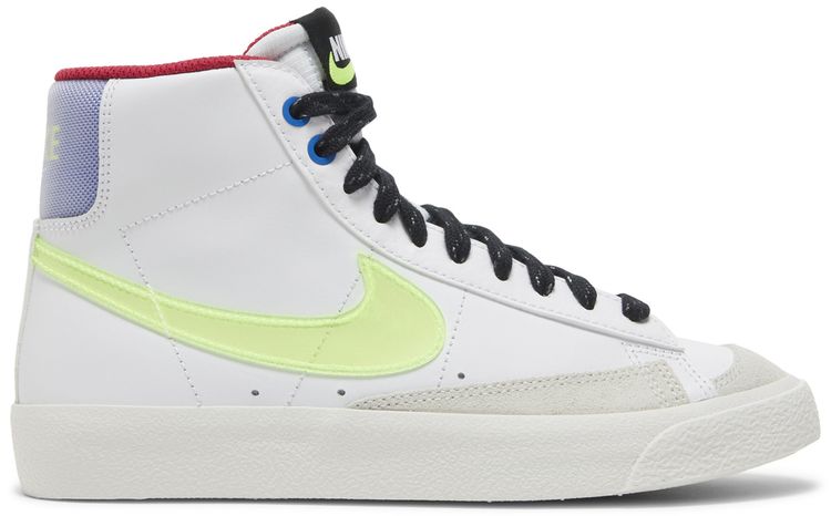 blazer mid 77 trainers white white hyper royal se