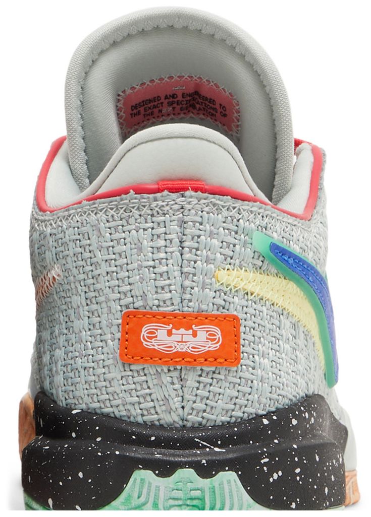 LeBron 20 GS Nike Lifer