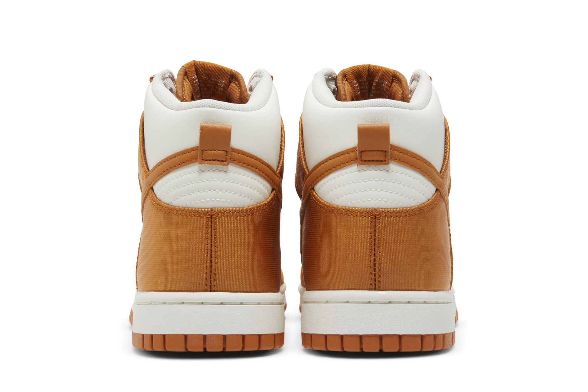 Nike DV7223-800 ハイカットシューズ Amazon.co.jp: Nike DV7223-800 Dunk High Retro SE DUNK HIGH